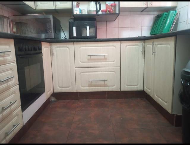 2 BEDROOM TOWNHOUSE FOR SALE IN WITFIELD